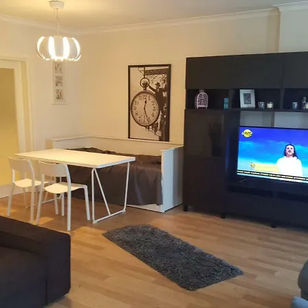 شقة راقية بمدينة بالقرب من ميدان تقسيم Amazing Flat Near To Taksim *