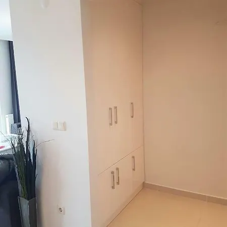 شقة راقية بمدينة بالقرب من ميدان تقسيم Amazing Flat Near To Taksim * Istambul