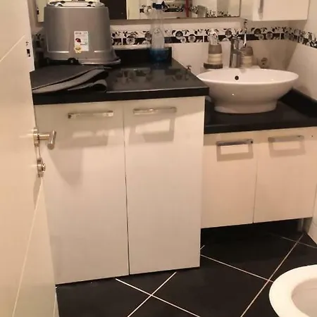 شقة راقية بمدينة بالقرب من ميدان تقسيم Amazing Flat Near To Taksim Apartamento *