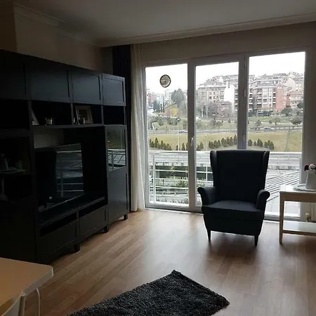 شقة راقية بمدينة بالقرب من ميدان تقسيم Amazing Flat Near To Taksim *
